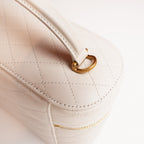 Saint Laurent Gaby Vanity Large Borsa a Mano in Pelle di Agnello Matelassé Bianca con Logo YSL e Dettagli Dorati