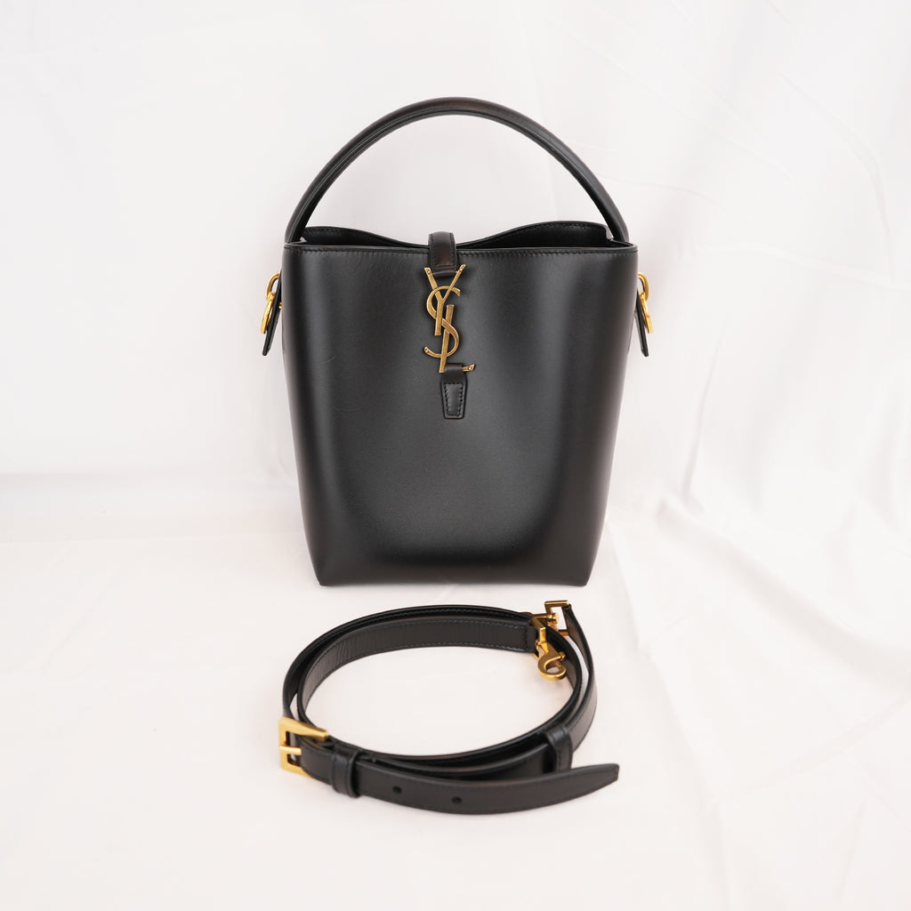 Saint Laurent Le 5 à 7 Supple Large Nera in Pelle con Hardware Dorato