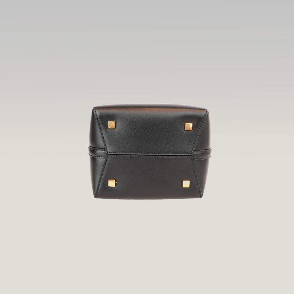 Saint Laurent Le 5 à 7 Supple Large Nera in Pelle con Hardware Dorato