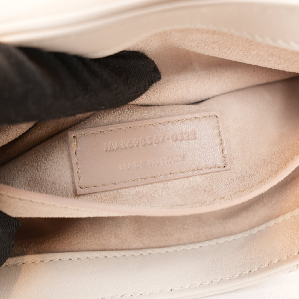Saint Laurent Le 5 à 7 Borsa a Spalla Matelassé in Pelle Beige Chiaro con Logo YSL Dorato