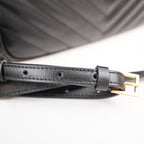 Saint Laurent Lou Camera Bag Borsa a Tracolla in Pelle Nera Matelassé Chevron con Logo YSL Dorato
