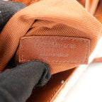 Saint Laurent Loulou Toy Borsa a Tracolla Piccola in Shearling Beige con Finiture in Pelle Marrone e Logo YSL Dorato