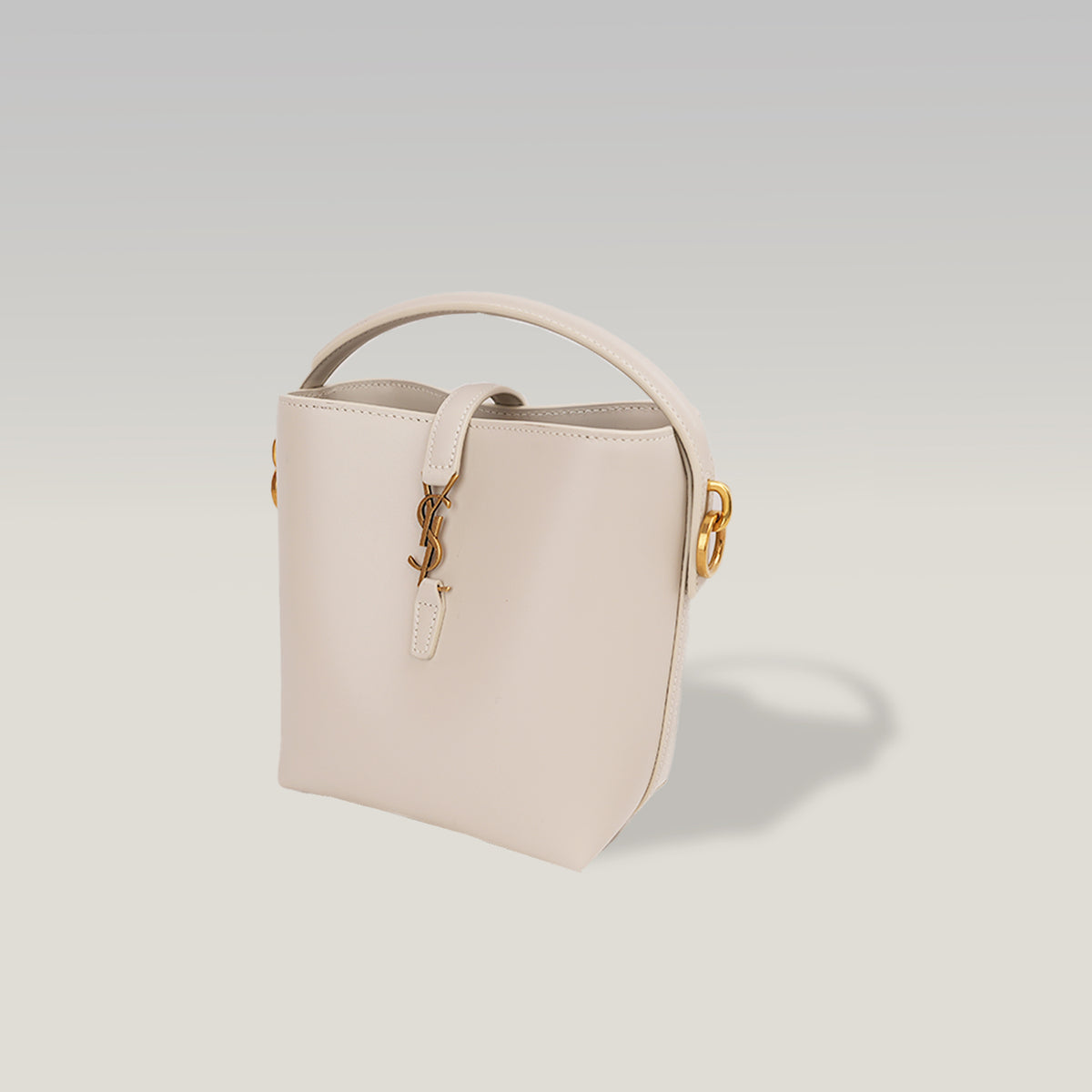 Saint Laurent Le 37 Mini Borsa Secchiello in Pelle di Vitello Bianco Avorio con Logo YSL Dorato