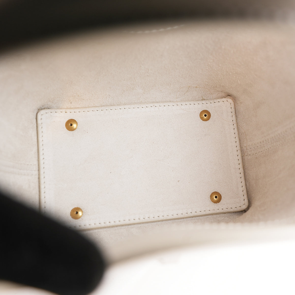 Saint Laurent Le 37 Mini Borsa Secchiello in Pelle di Vitello Bianco Avorio con Logo YSL Dorato