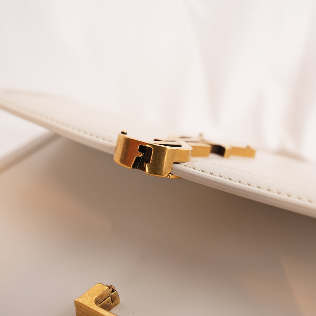 Saint Laurent Paris Solferino Borsa a Tracolla Media in Pelle Bianca con Hardware Dorato