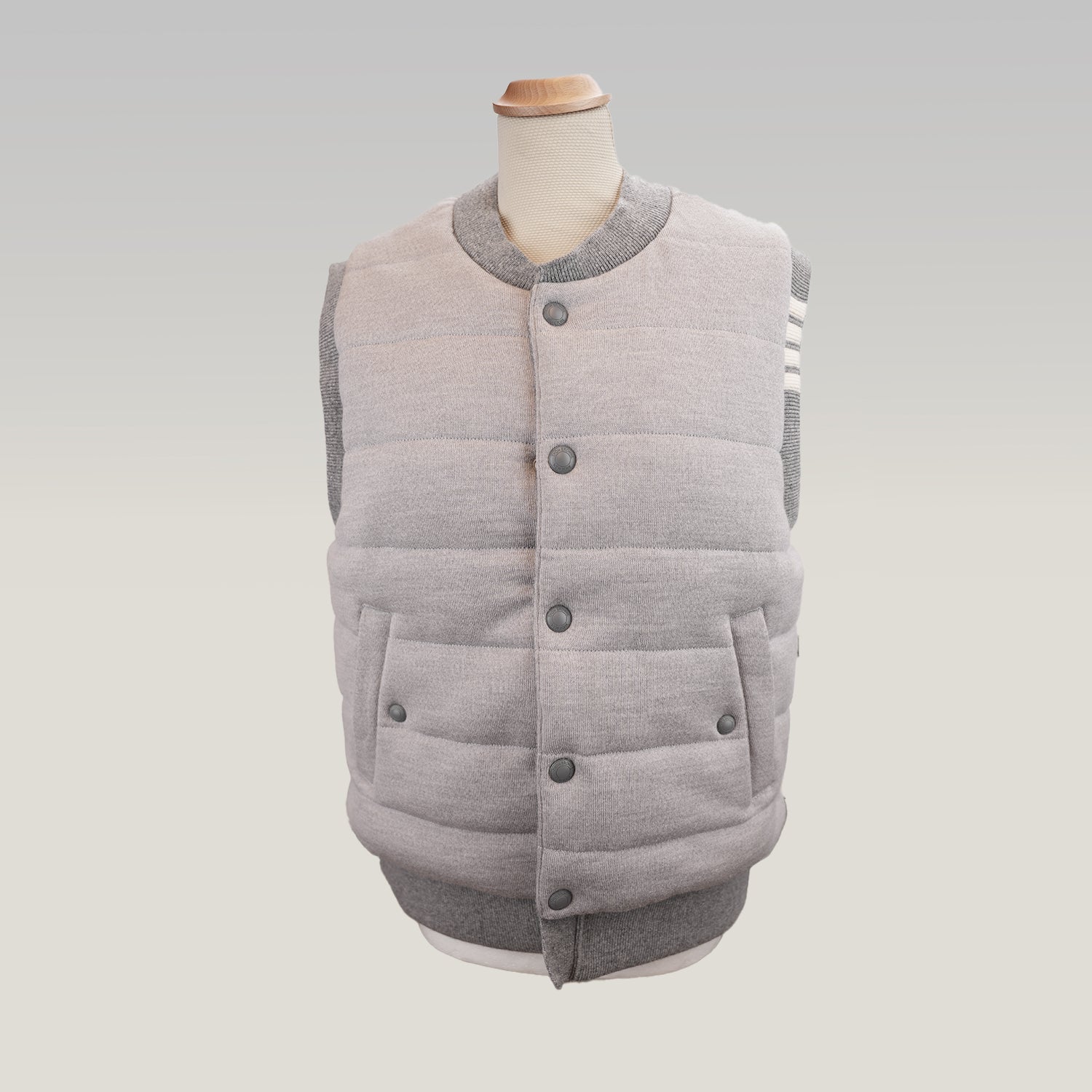 Thom Browne Gilet Uomo Imbottito Grigio in Lana Vergine Piumino Smanicato Button Down