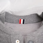Thom Browne Gilet Uomo Imbottito Grigio in Lana Vergine Piumino Smanicato Button Down