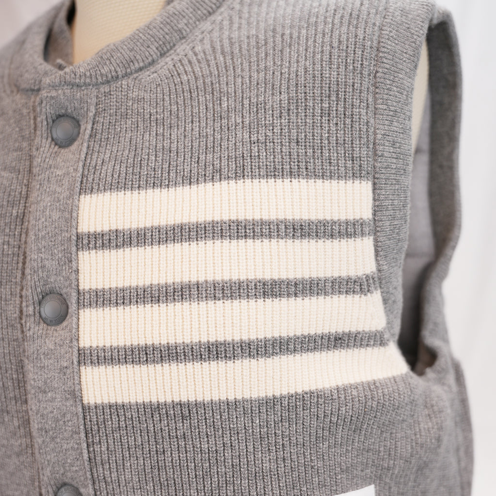 Thom Browne Gilet Uomo Imbottito Grigio in Lana Vergine Piumino Smanicato Button Down