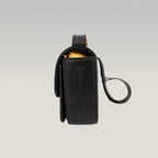 Tod’s Timeless Black Leather Micro Flap Bag con T Logo Oro