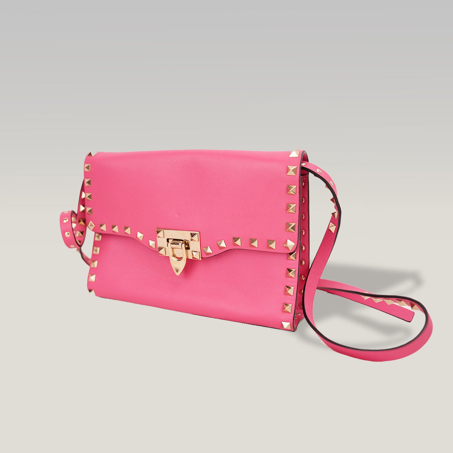 Valentino Garavani Rockstud Borsa a Tracolla Rosa in Pelle con Borchie Oro
