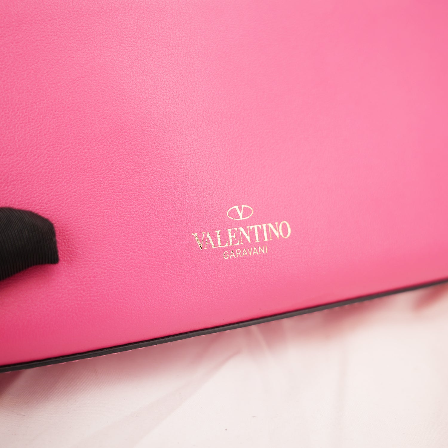 Valentino Garavani Rockstud Borsa a Tracolla Rosa in Pelle con Borchie Oro