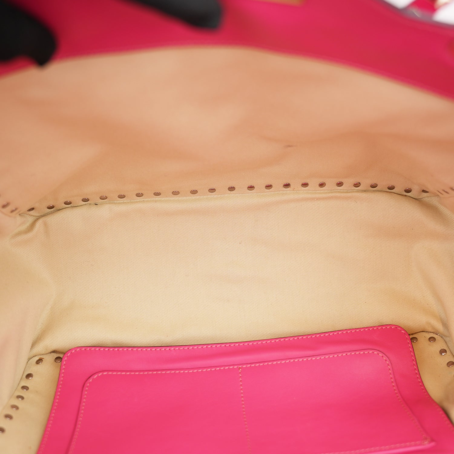 Valentino Garavani Rockstud Tote Bag Rosa in Pelle con Borchie Dorate