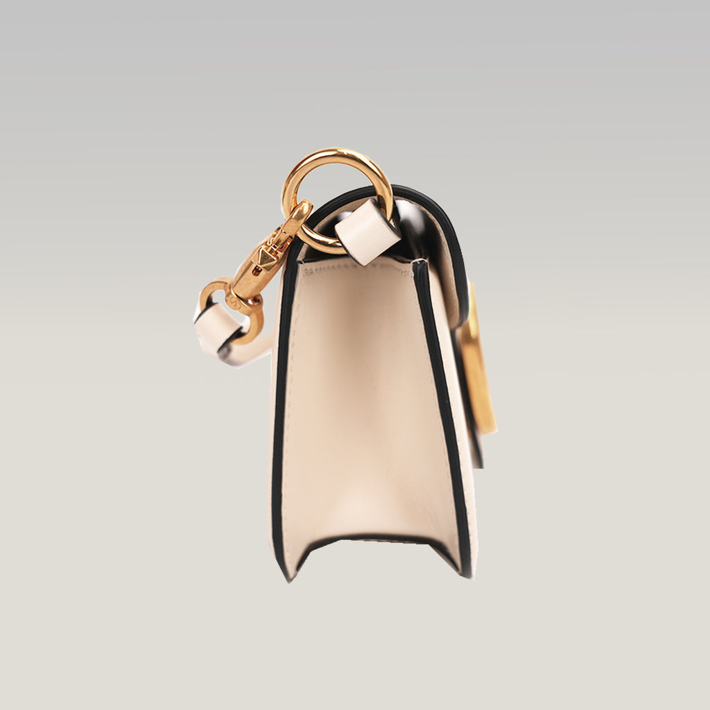 Valentino Garavani Locò Borsa Bianca in Pelle con Maxi VLogo Oro
