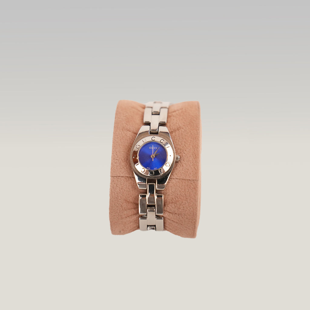 Gucci Vintage Orologio da Donna con Quadrante Blu e Bracciale in Acciaio Argentato