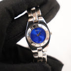 Gucci Vintage Orologio da Donna con Quadrante Blu e Bracciale in Acciaio Argentato