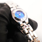 Gucci Vintage Orologio da Donna con Quadrante Blu e Bracciale in Acciaio Argentato