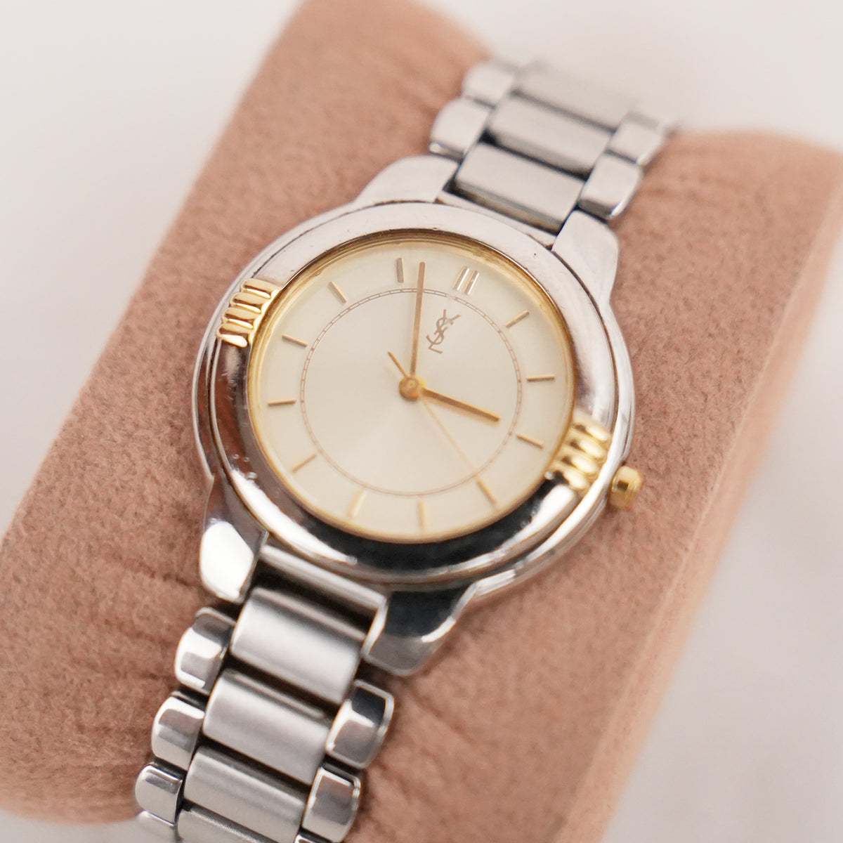 Yves Saint Laurent YSL Orologio Vintage Unisex al Quarzo con Quadrante Champagne e Bracciale in Acciaio Argentato