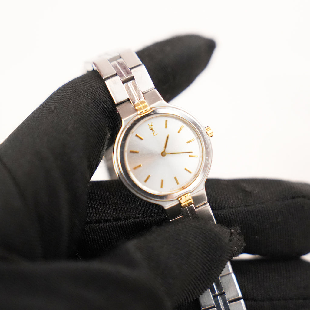 Yves Saint Laurent YSL Orologio Vintage Donna con Quadrante Argentato e Bracciale in Metallo Argentato e Dettagli Dorati