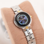 Yves Saint Laurent YSL Orologio Vintage Donna al Quarzo con Quadrante Blu e Bracciale Argentato con Dettagli Dorati