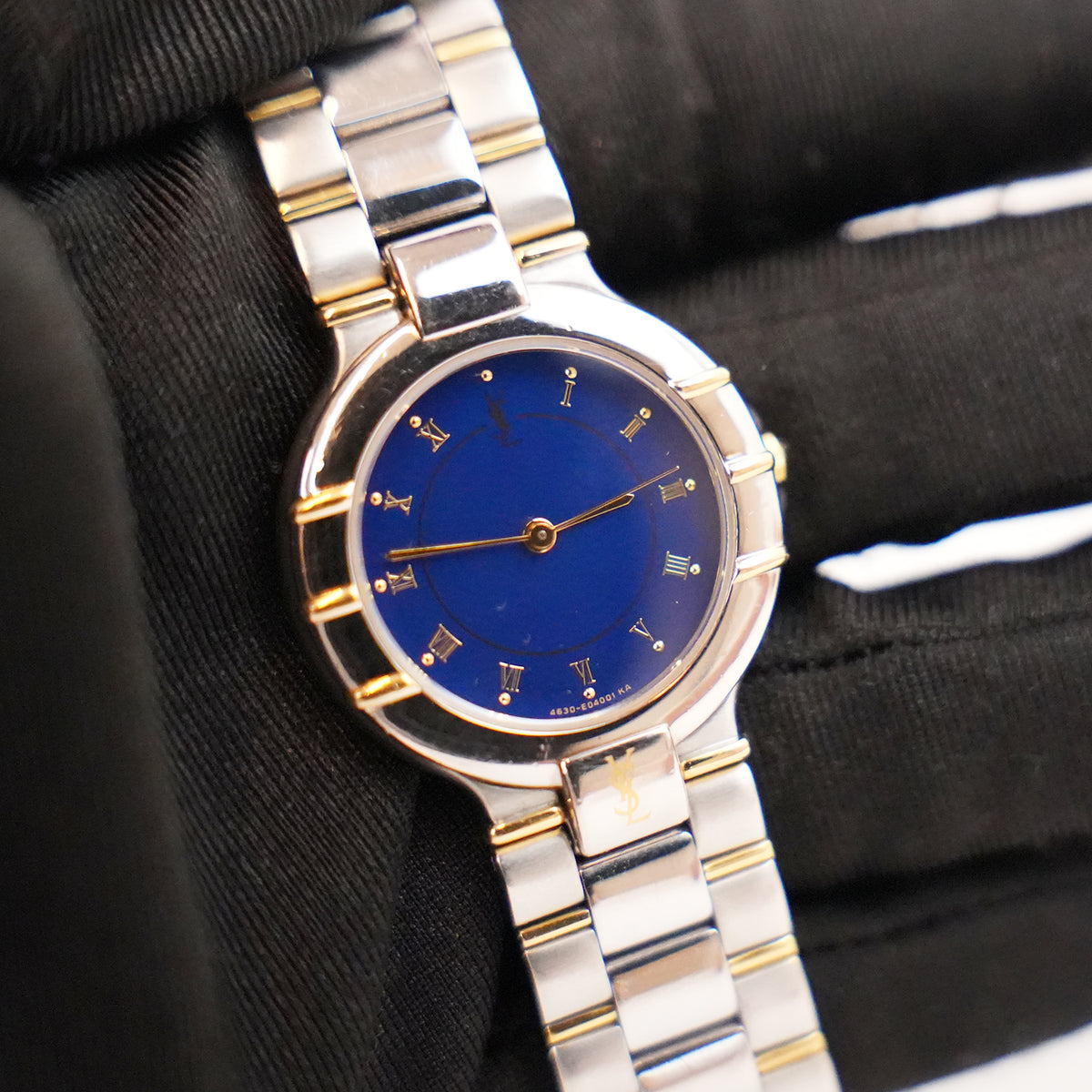 Yves Saint Laurent YSL Orologio Vintage Donna con Quadrante Blu e Bracciale Bicolore Argento e Oro