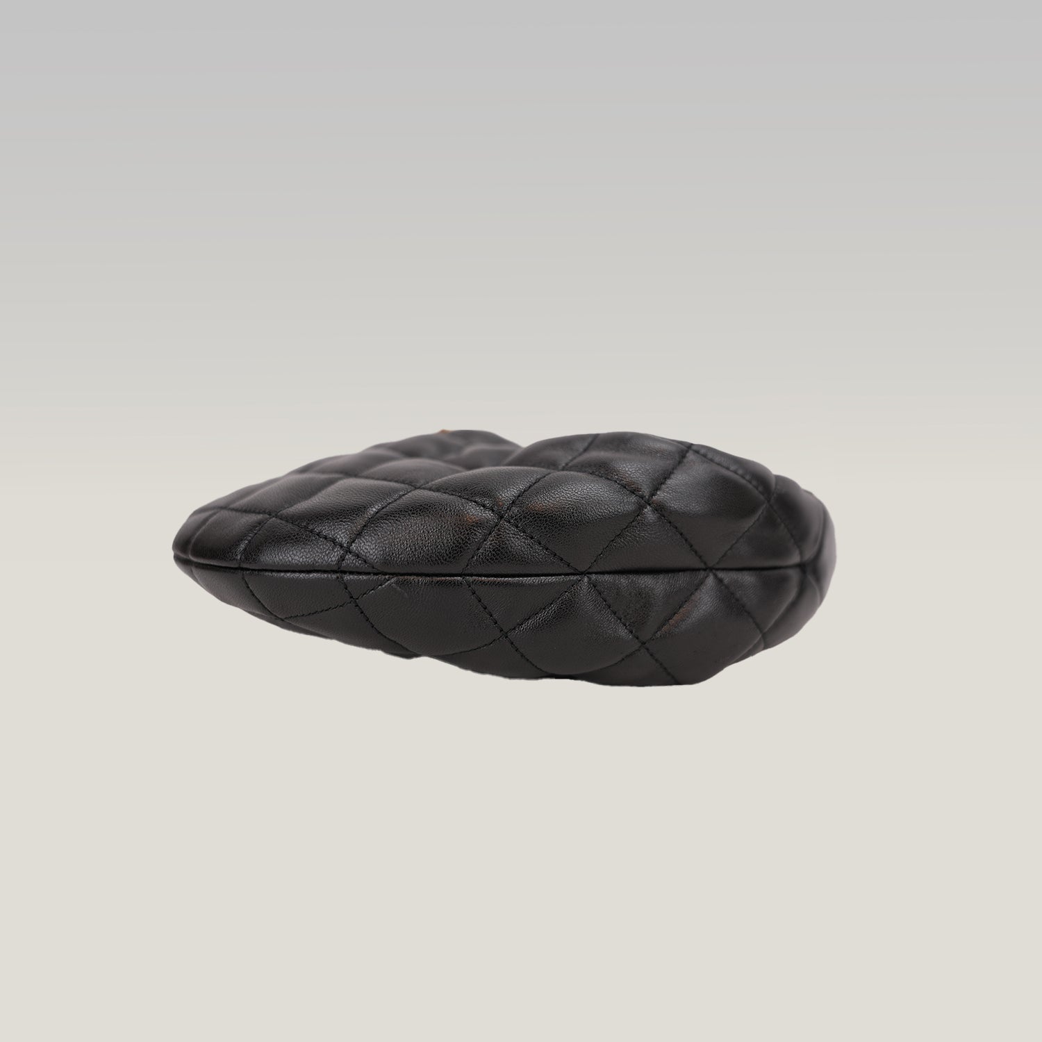 Saint Laurent Borsa Hobo Mini Nera Trapuntata in Pelle con Logo YSL Dorato