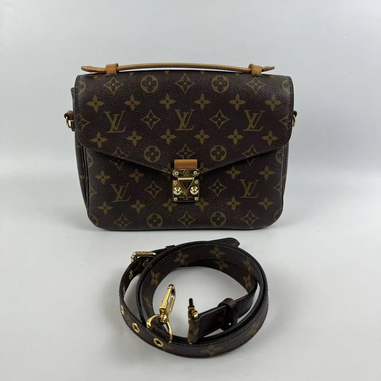 Louis Vuitton Borsa a Tracolla Monogram marrone (modello postino)