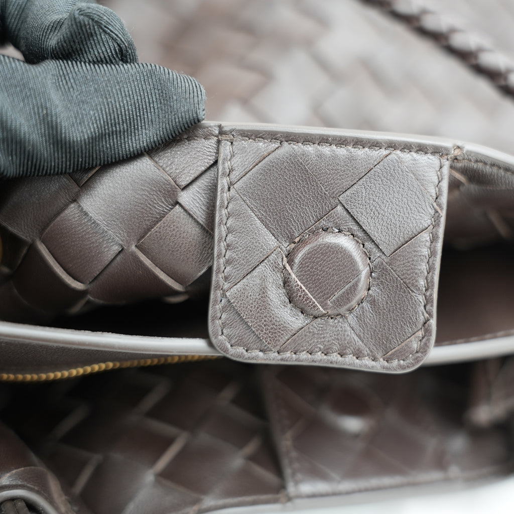 Bottega Veneta Andiamo borsa intrecciata marrone scuro in pelle