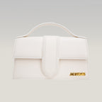 Jacquemus Le Grand Bambino borsa bianca in pelle liscia con logo dorato