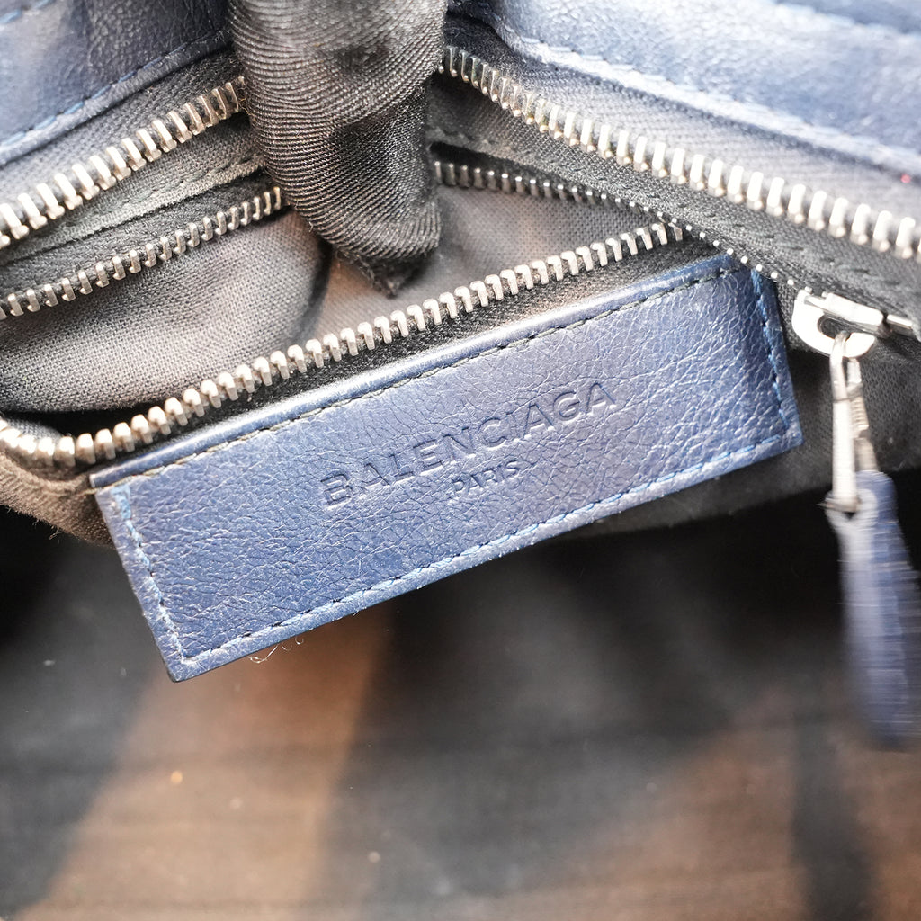 Balenciaga Mini City Borsa Vintage in Pelle Blu Scuro con Borchie Argento Giant 12