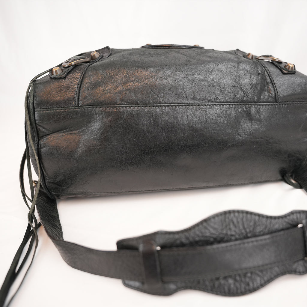 Balenciaga Classic City Mini Borsa a Mano in Pelle Nera con Borchie