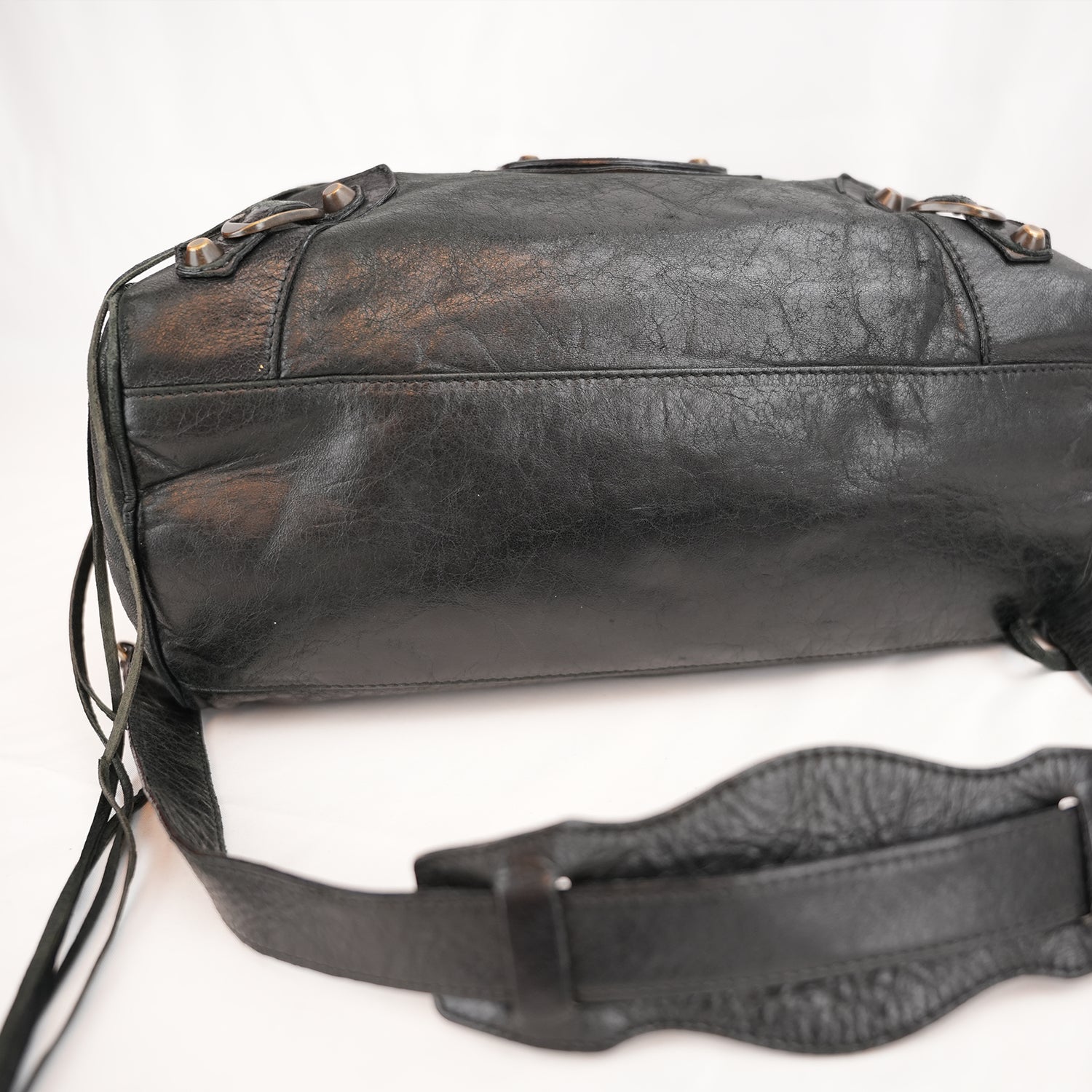 Balenciaga Classic City Mini Borsa a Mano in Pelle Nera con Borchie