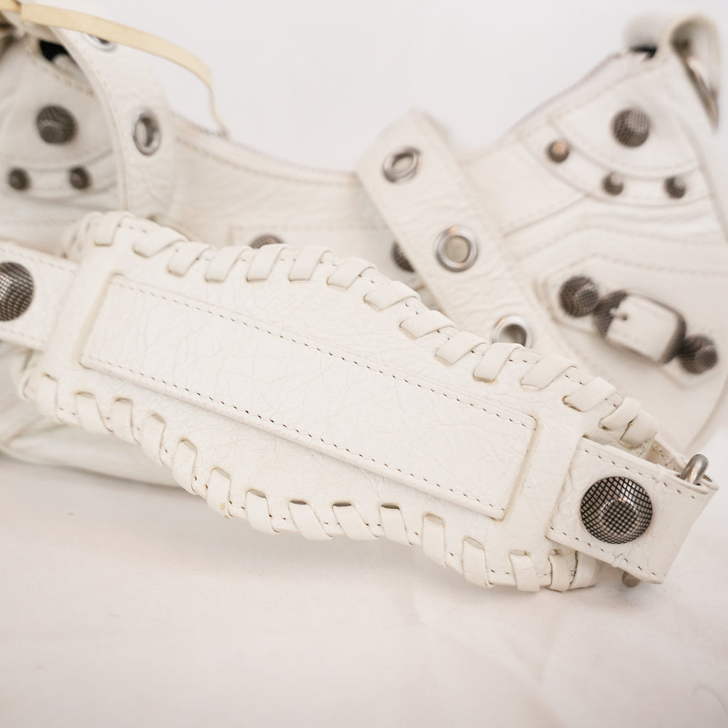 Balenciaga Le Cagole XS Bianca in Pelle di Agnello Arena con Hardware Argento Anticato