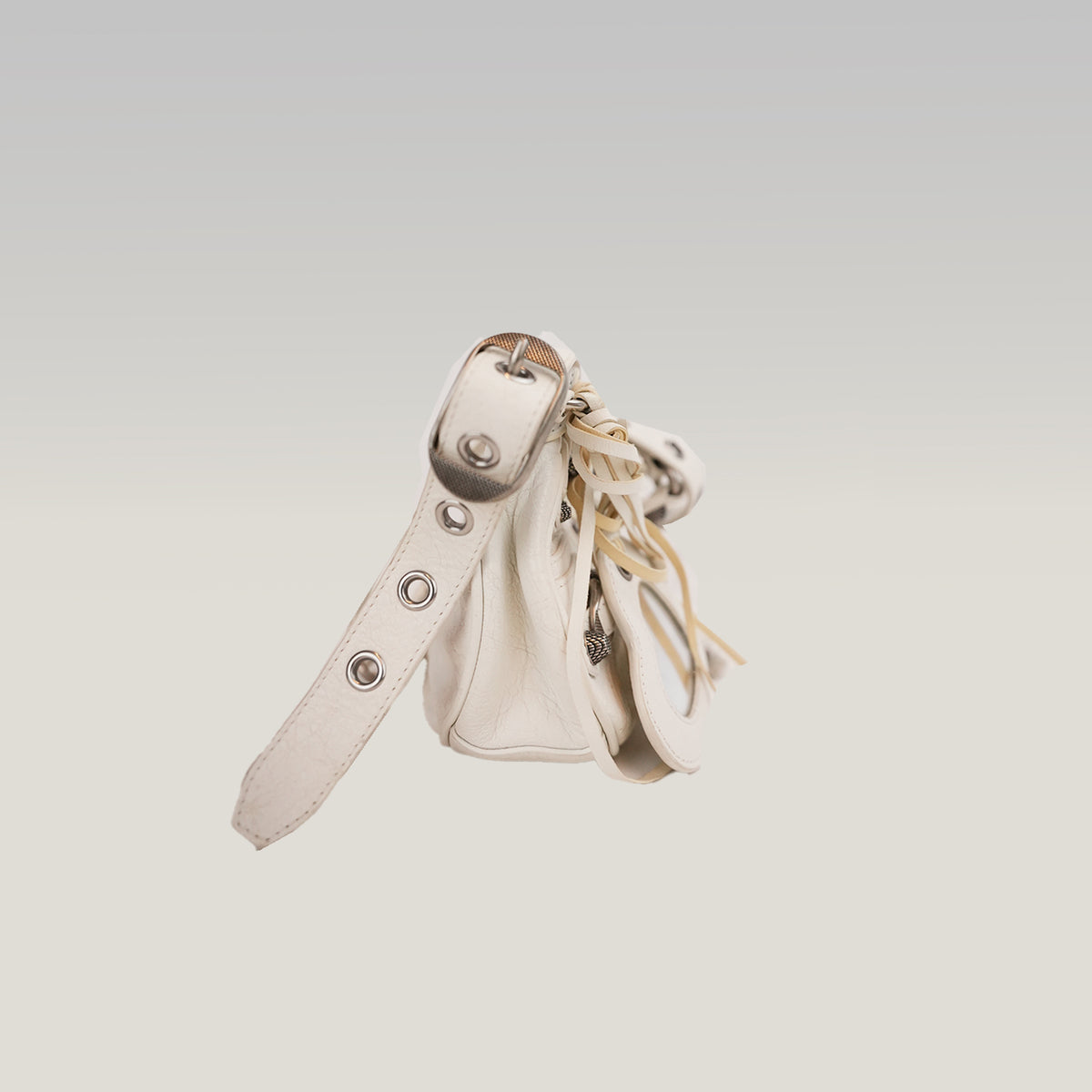 Balenciaga Le Cagole XS Bianca in Pelle di Agnello Arena con Hardware Argento Anticato