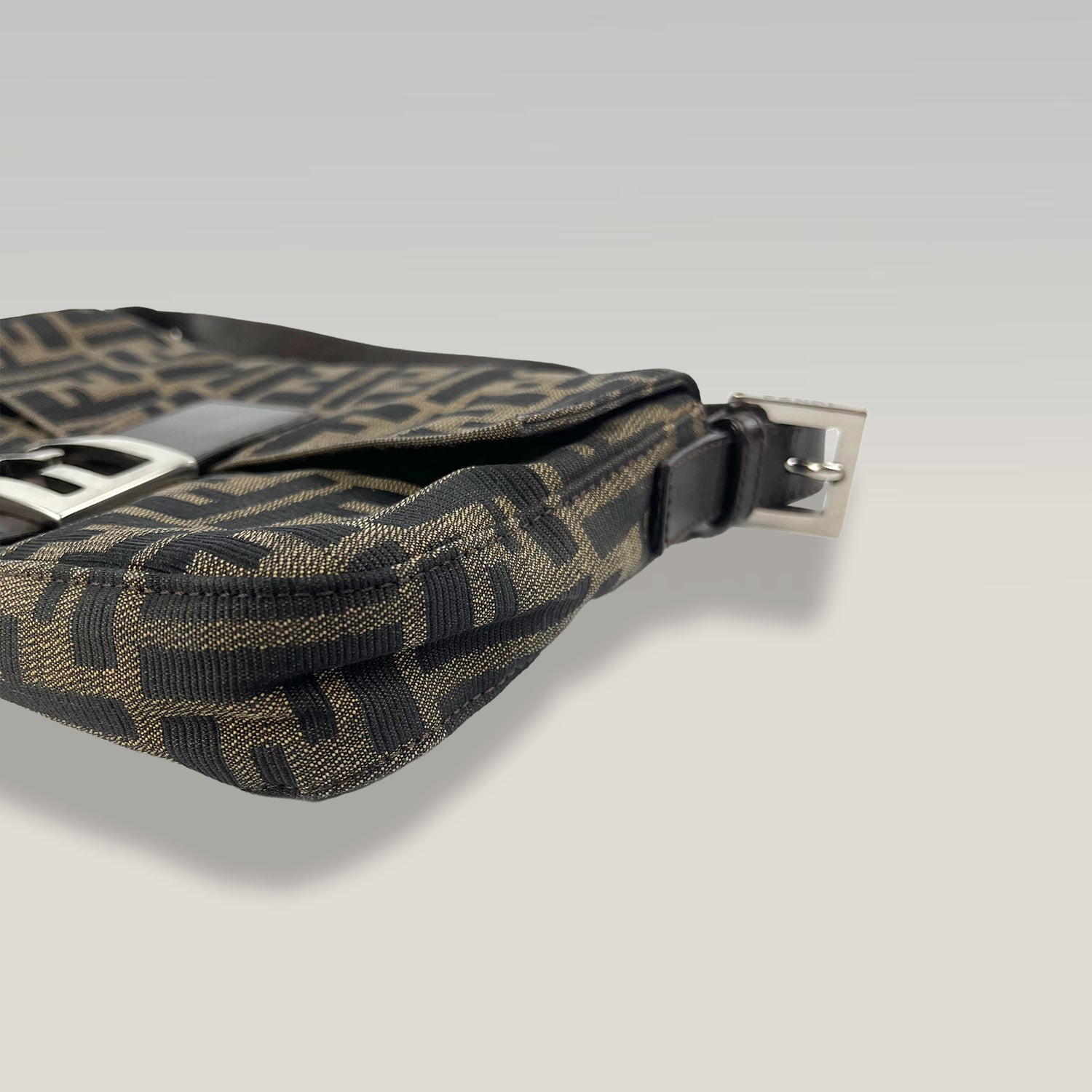 FENDI Baguette Vintage Zucca FF Tela Monogram Spalla