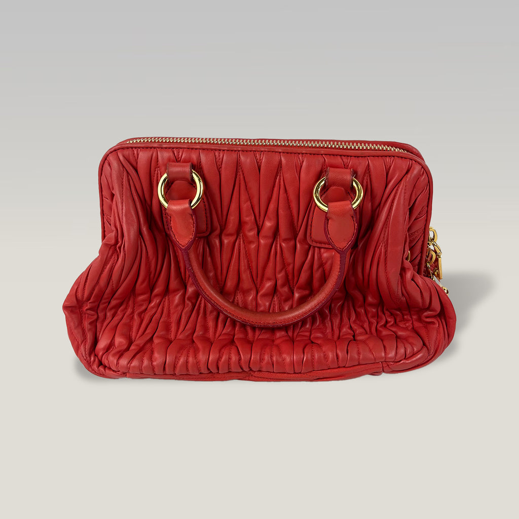 Miu Miu Borsa Donna in Pelle Matelassé Rossa Handbag con Doppi Manici e Dettagli Gold