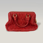 Miu Miu Borsa Donna in Pelle Matelassé Rossa Handbag con Doppi Manici e Dettagli Gold