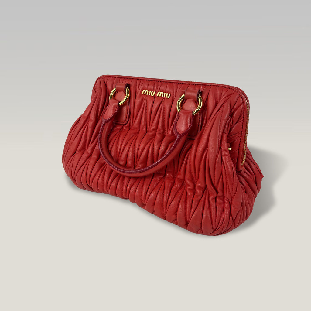 Miu Miu Borsa Donna in Pelle Matelassé Rossa Handbag con Doppi Manici e Dettagli Gold