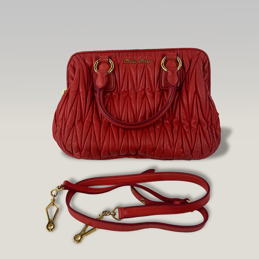 Miu Miu Borsa Donna in Pelle Matelassé Rossa Handbag con Doppi Manici e Dettagli Gold