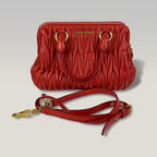 Miu Miu Borsa a Mano in Pelle Matelassé Rossa con Tracolla | Handbag Donna in Pelle Trapuntata
