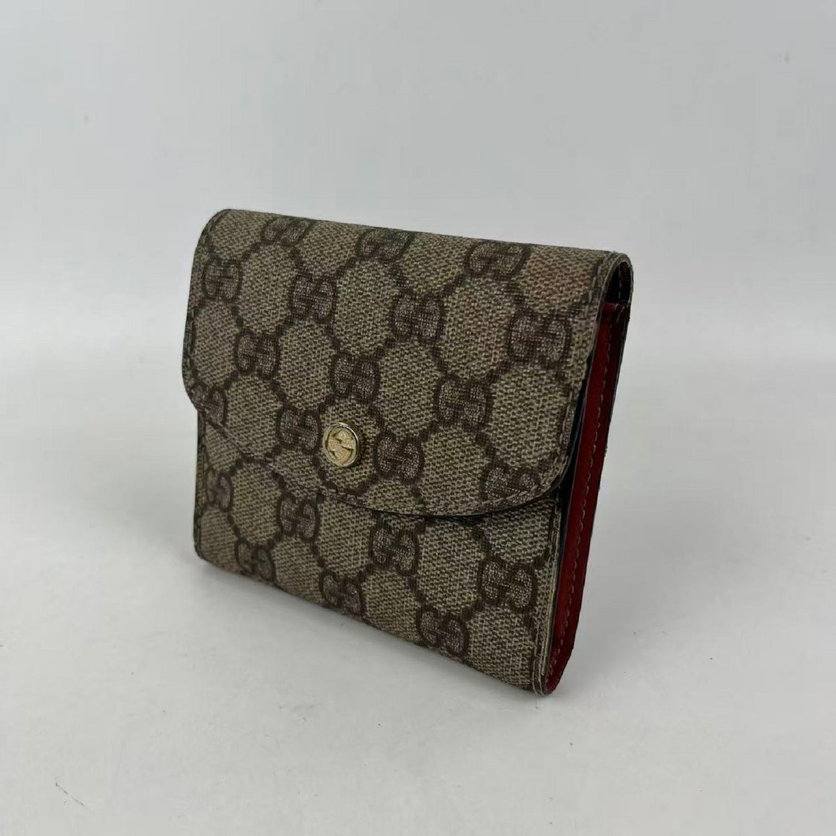 Gucci Portafoglio Compatto GG Supreme Beige in Tela Rivestita e Pelle con Dettagli Dorati