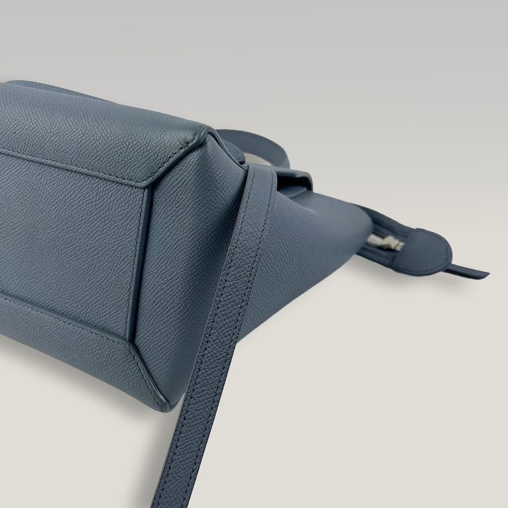 Celine Belt Bag Micro in Pelle Martellata Blu con Tracolla