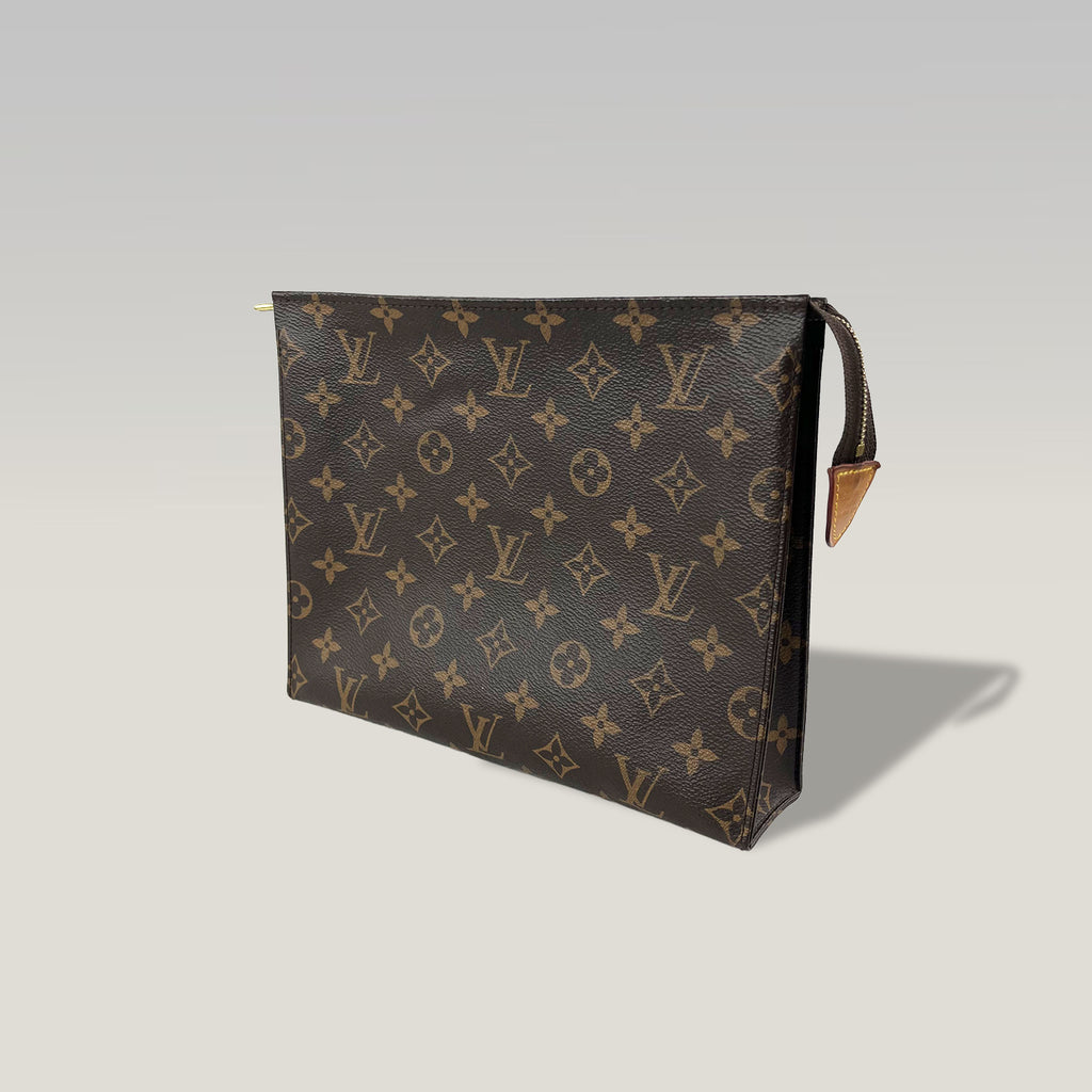 LOUIS VUITTON Pochette Toiletry Monogram Vintage
