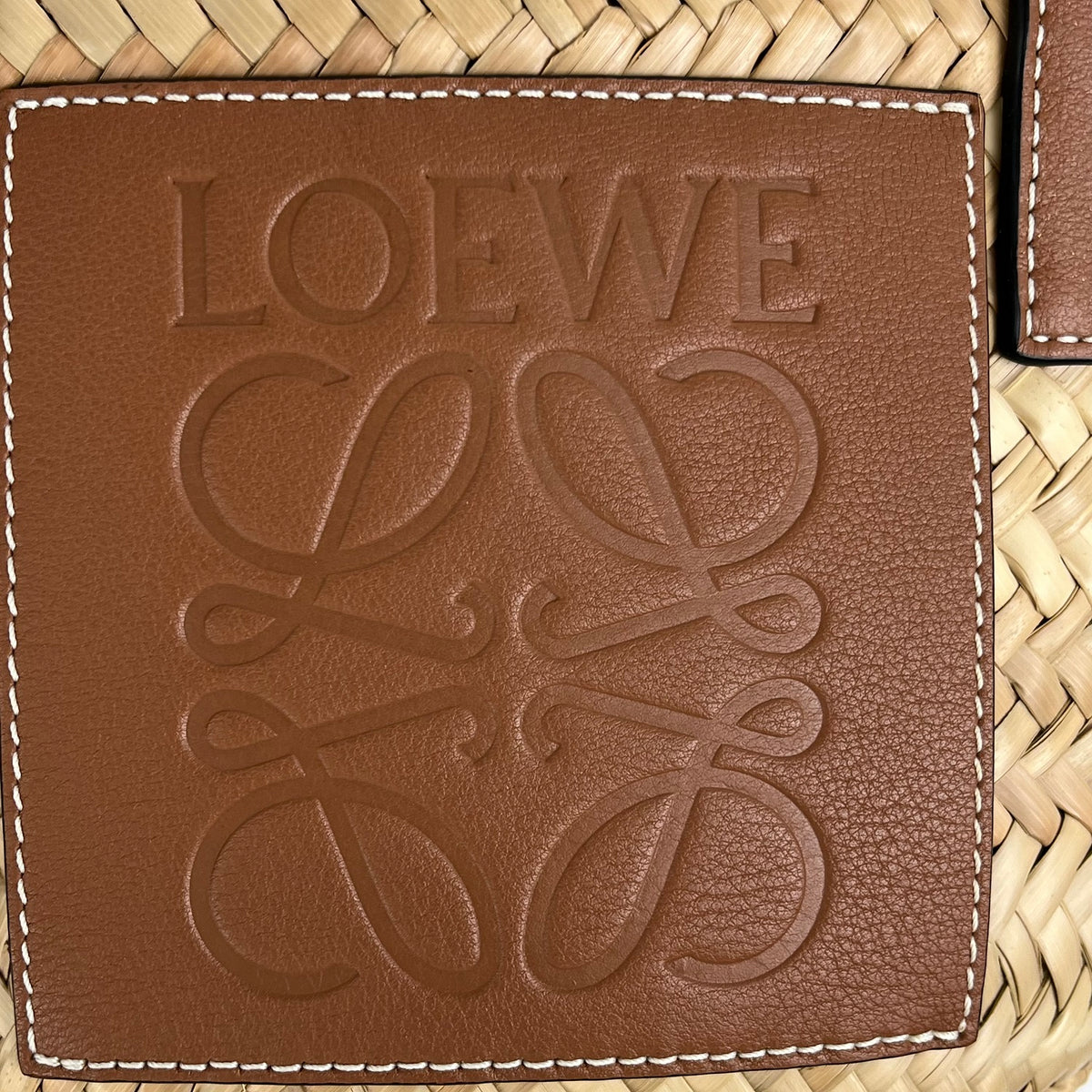 Loewe Borsa Basket Donna in Palma Intrecciata e Pelle Marrone