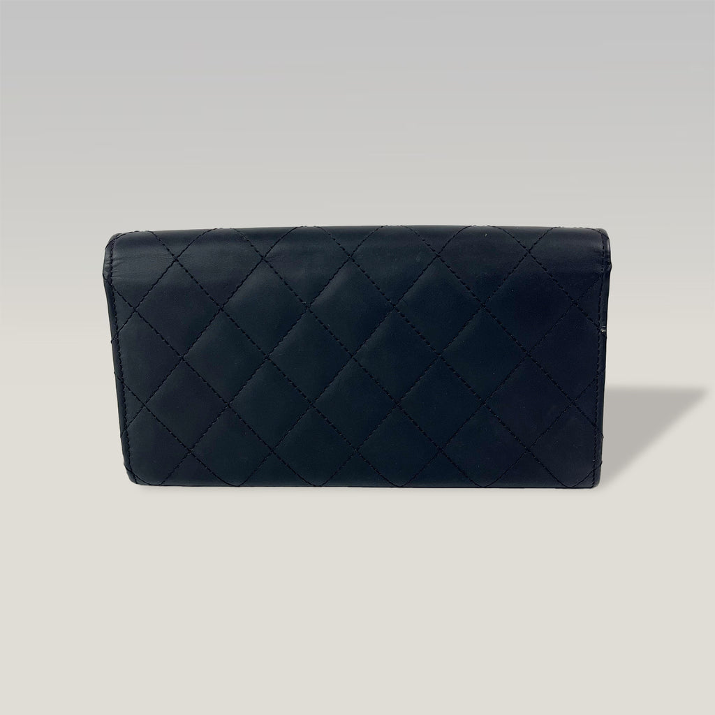 Chanel portafoglio lungo Cambon in pelle nera