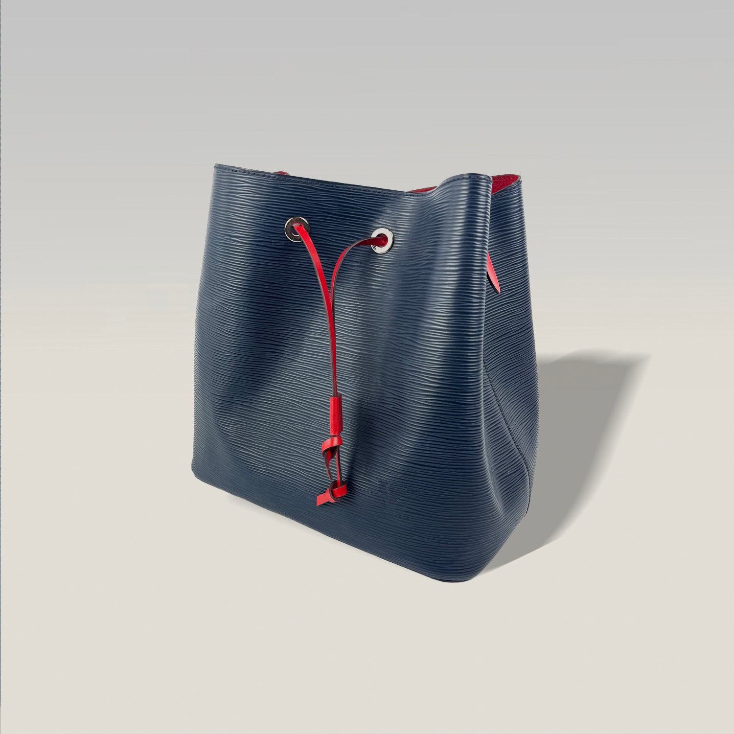 Louis Vuitton Noé in Pelle Epi – Borsa Secchiello Blu Vintage