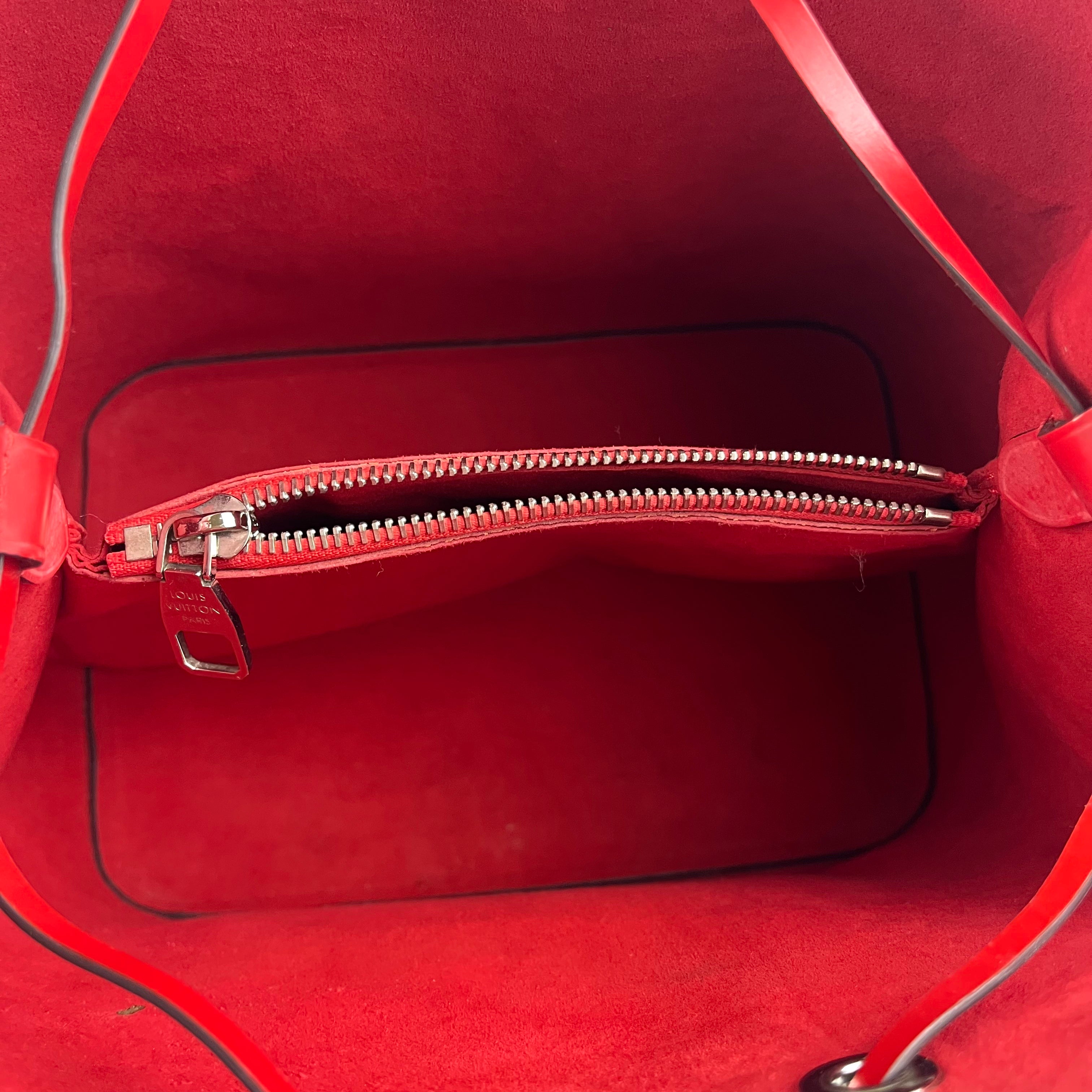 Louis Vuitton Noé in Pelle Epi – Borsa Secchiello Blu Vintage