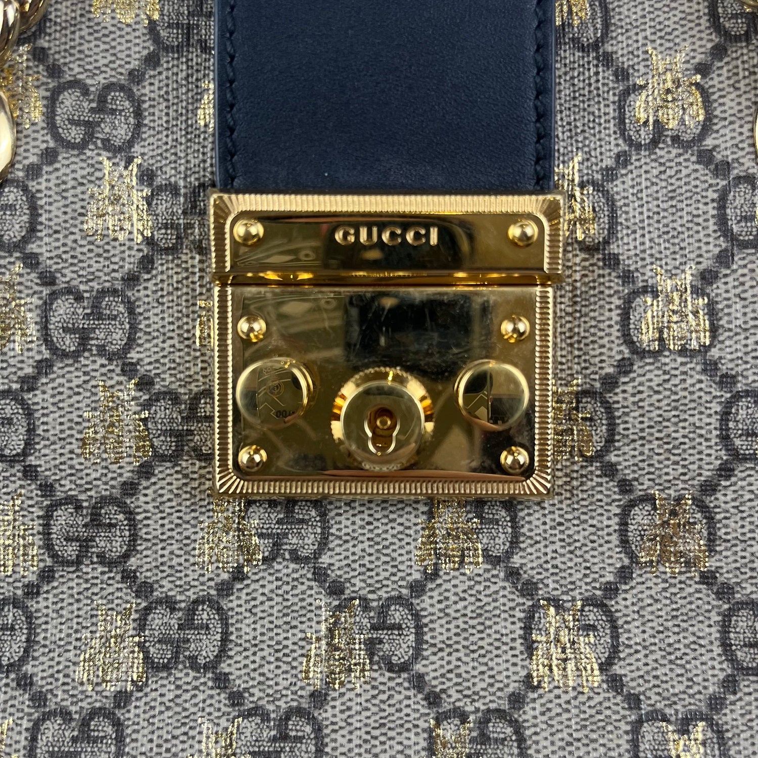Gucci Padlock GG Supreme Bees Small Shoulder Bag Beige Ebony Canvas & Black Leather