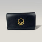 Fendi Kan I Logo Borsa a Tracolla in Pelle Nera con Catena Dorata | Shoulder Bag Donna