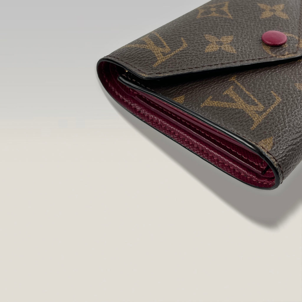 Louis Vuitton portafoglio bordo