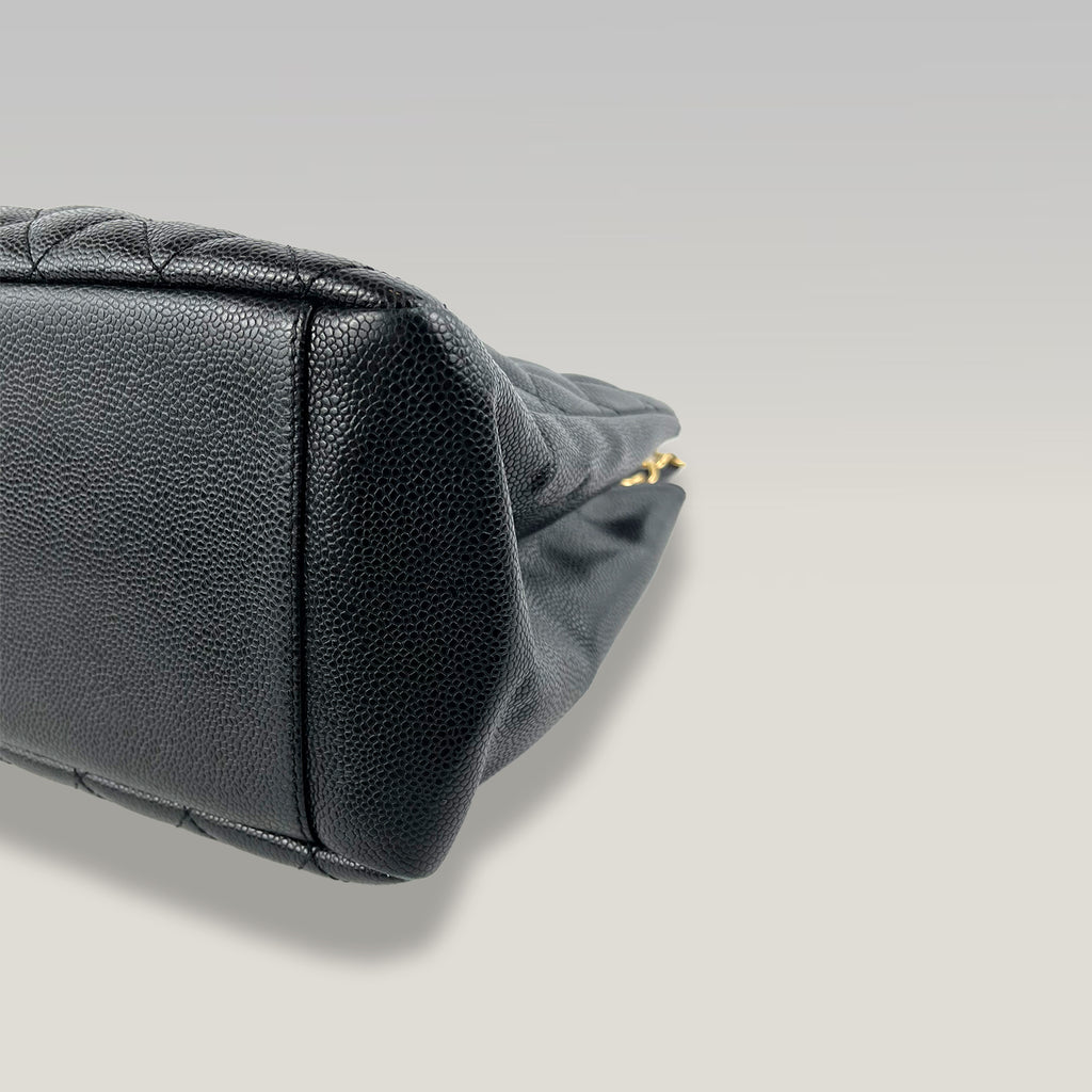 CHANEL GST Shopping Bag Media Nera Caviar Matelassé con Catena Oro
